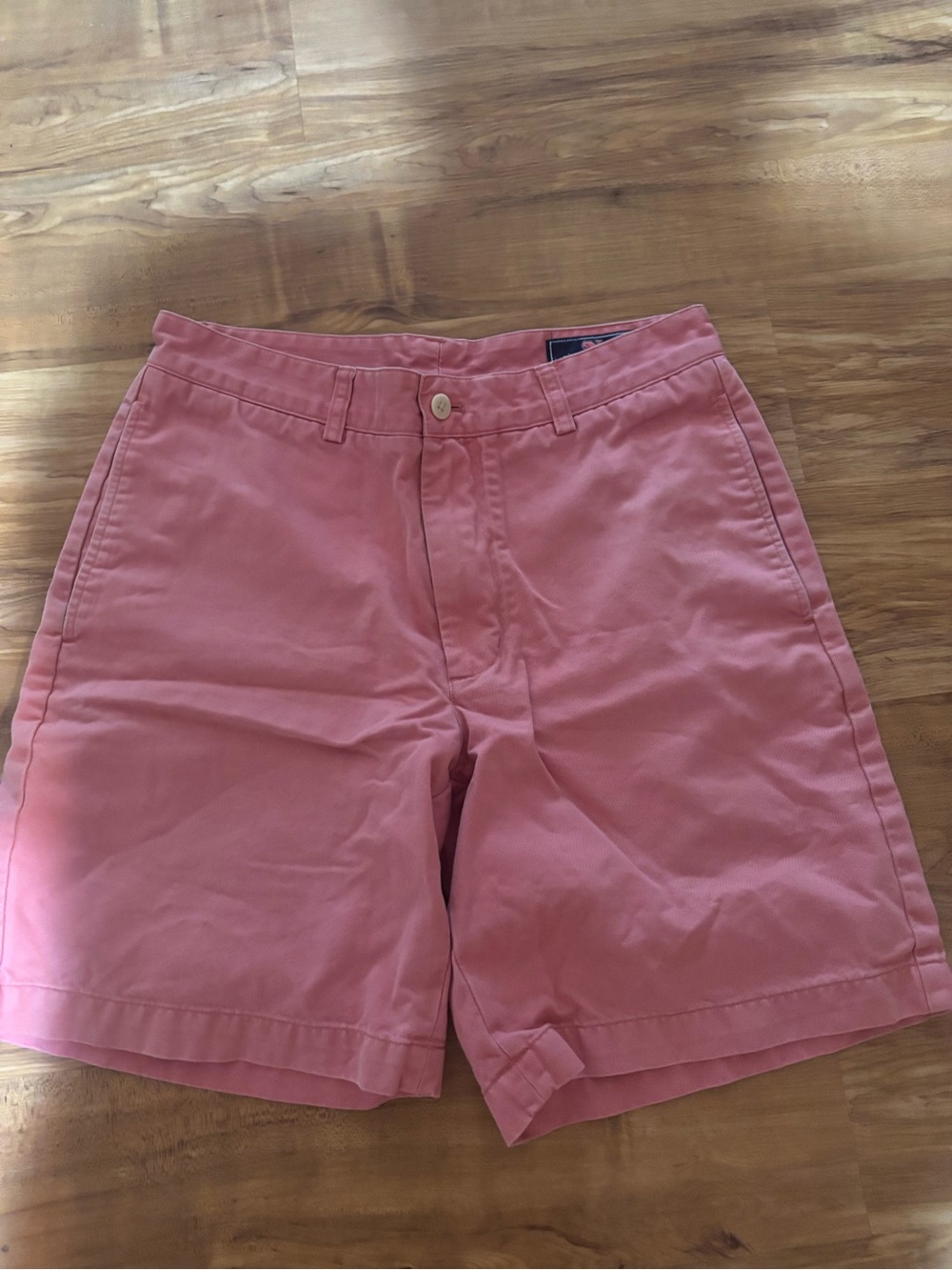 Vineyard Vines Club Shorts – Size 30 – Pink/Salmon
